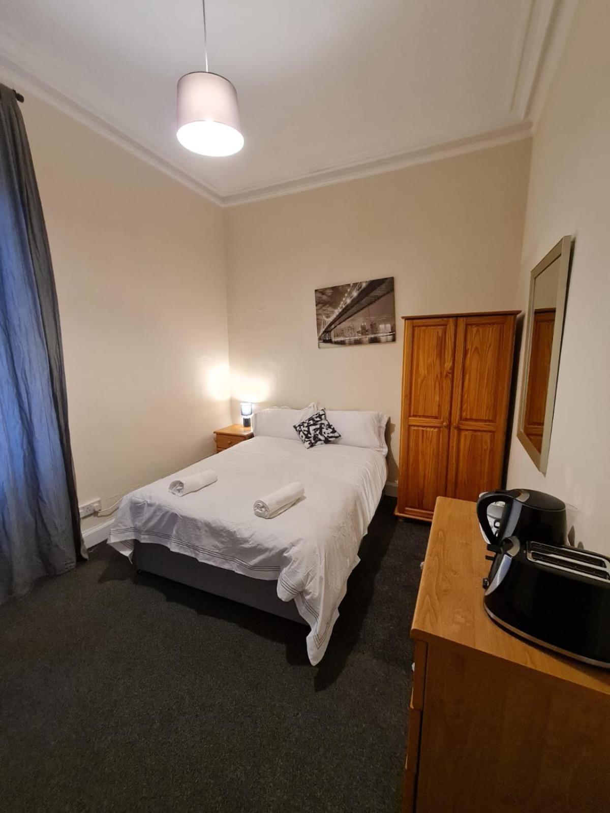 Cathcart Place Rooms Edinburgh Exterior photo